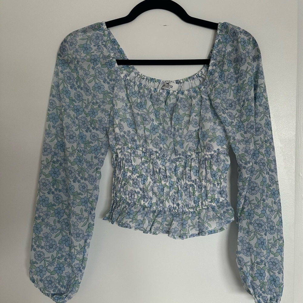 Hollister long sleeve floral blouse top